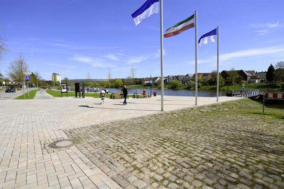 Beverungen, Umgestaltung Weserufer